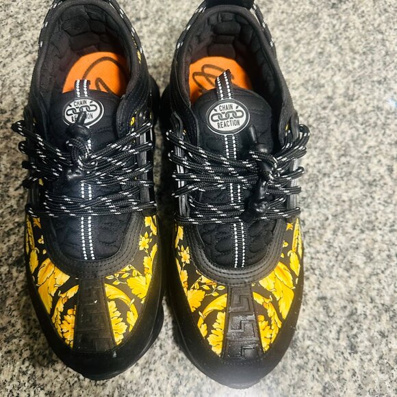 Shoes sports